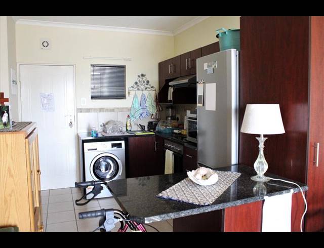 1 BEDROOM APARTMENT FOR SALE IN OLIVEDALE